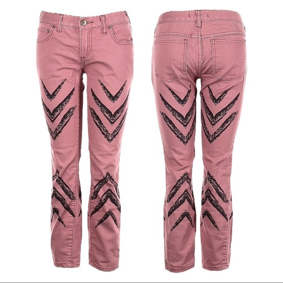 Free People Arrow Boho Print Dusty Rose Ankle Skinny Jeans Size 24 - Picture 1 of 10
